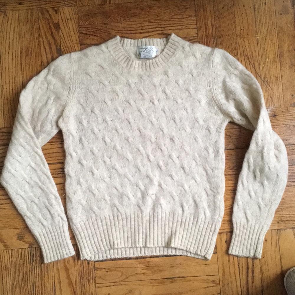 Vintage Cable sweater sz L